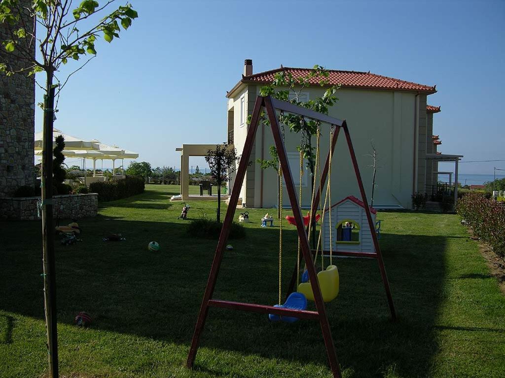 Antonios Village Hotel & Apartments Аркуди Экстерьер фото