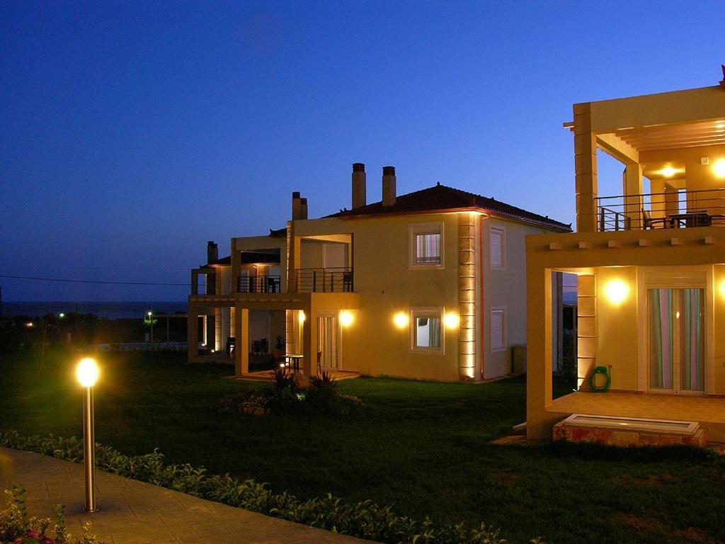 Antonios Village Hotel & Apartments Аркуди Экстерьер фото