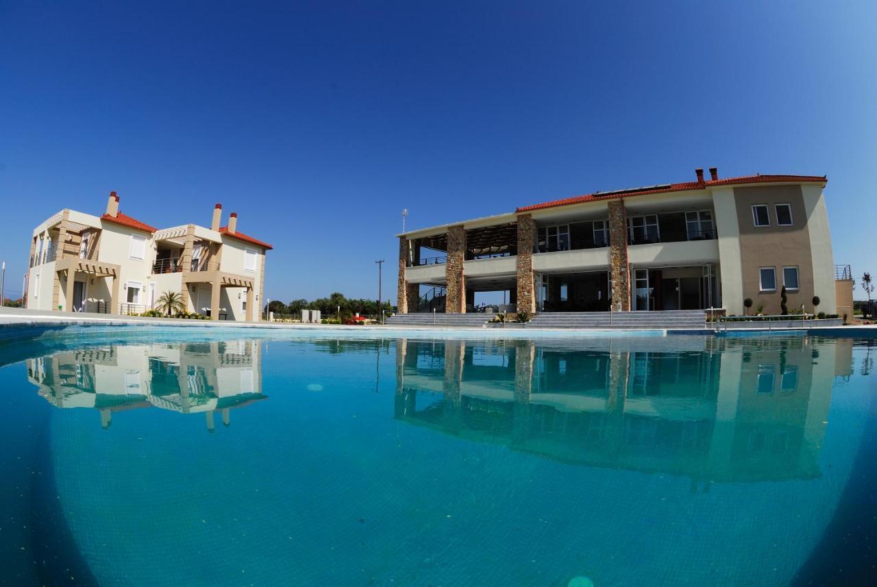 Antonios Village Hotel & Apartments Аркуди Экстерьер фото