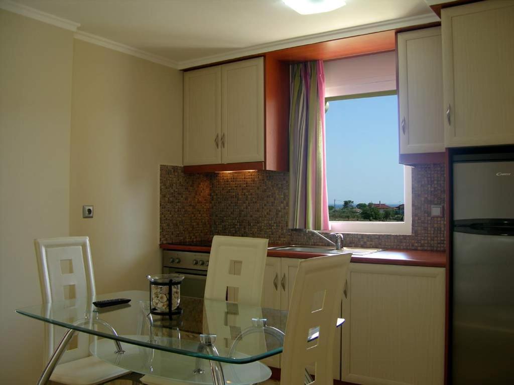 Antonios Village Hotel & Apartments Аркуди Экстерьер фото